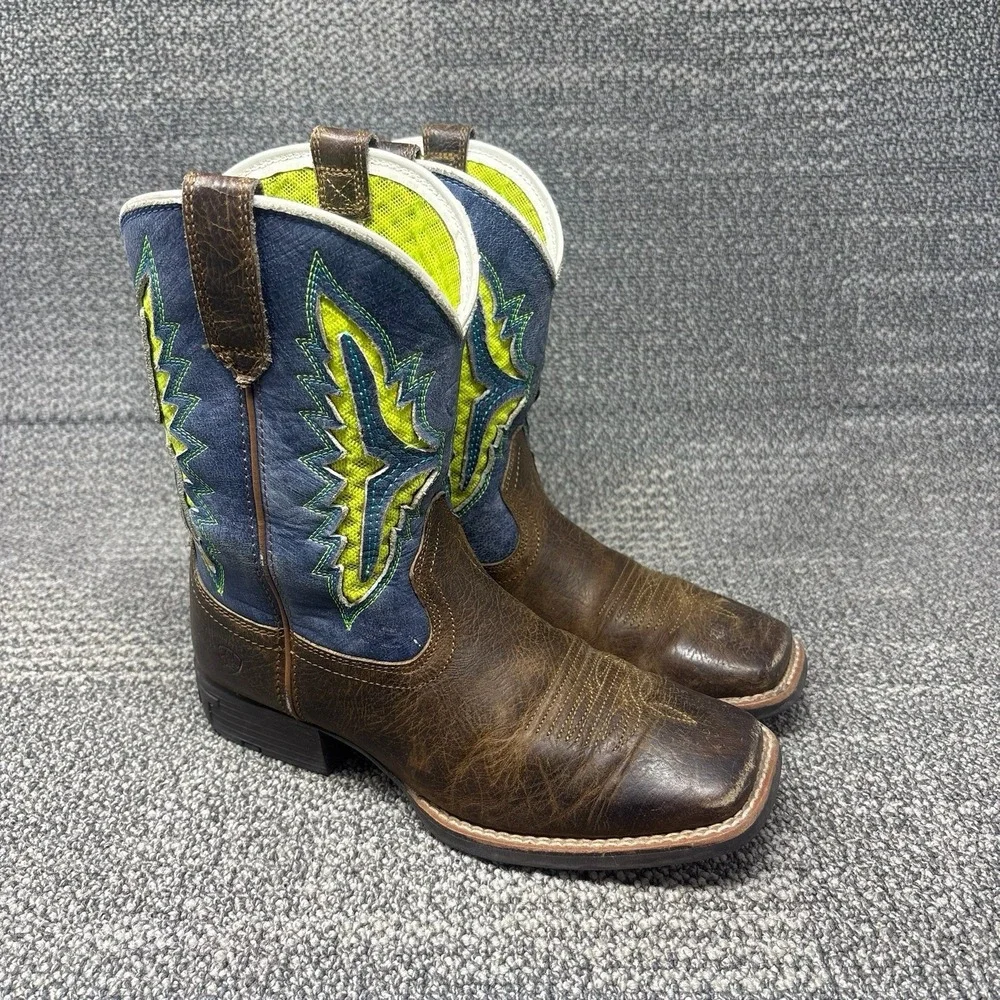 Ariat Koel VentTEK Kids Cowboy Boots Brown Blue Square Toe Youth Size 3.5